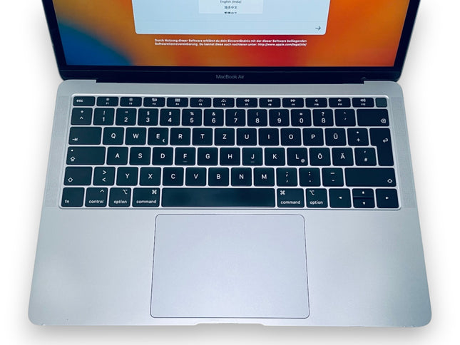 Apple MacBook Air 13 Zoll 2018 1,6GHz i5 8GB RAM 128GB SSD A1932 – Zustand C