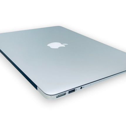Apple MacBook Air 13 Zoll 2017 1,8GHz i5 8GB RAM 128GB SSD A1466 – Zustand B