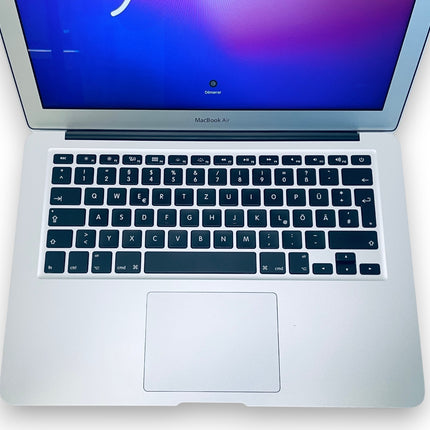 Apple MacBook Air 13 Zoll 2017 1,8GHz i5 8GB RAM 128GB SSD A1466 – Zustand B