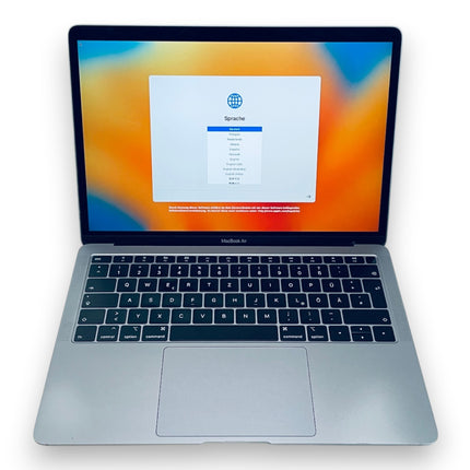 Apple MacBook Air 13 Zoll 2018 1,6GHz i5 8GB RAM 128GB SSD A1932 – Zustand C