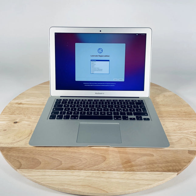 Apple MacBook Air 13 Zoll 2017 1,8GHz i5 8GB RAM 128GB SSD A1466 – Zustand C