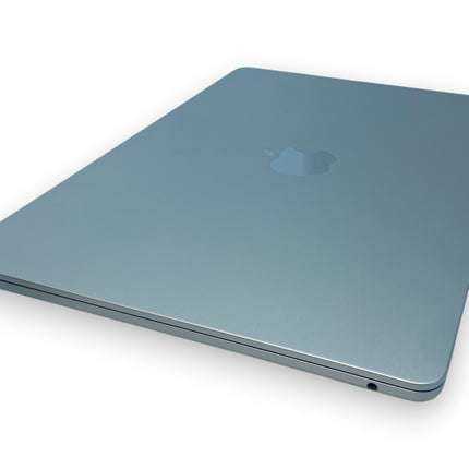 Apple MacBook Air 13 Zoll 2024 M3 24GB 1TB A3113 Silber - Zustand B